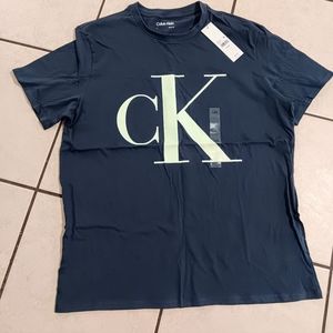 Men's Calvin Klein t-shirt sz-large...New w/tag!